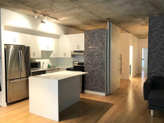 307 - 36 Charlotte St