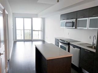 3703 - 386 Yonge St