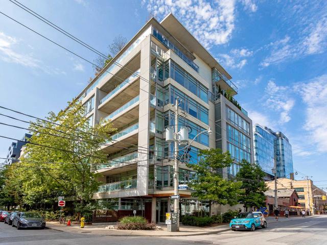 302 - 66 Portland St