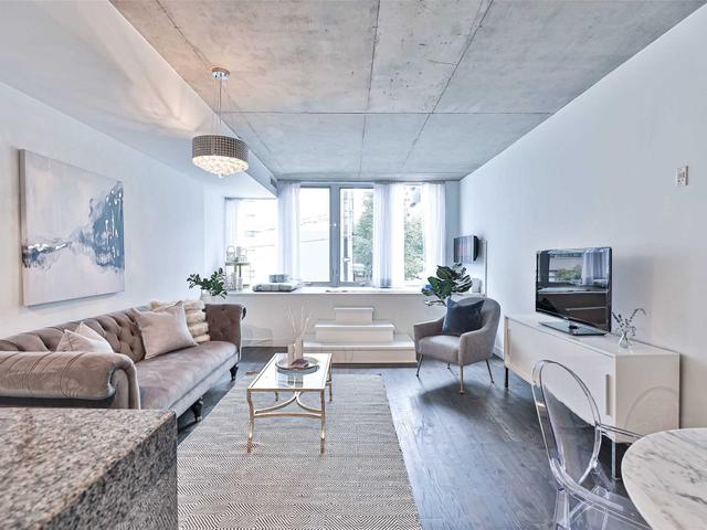 213 - 75 Portland St