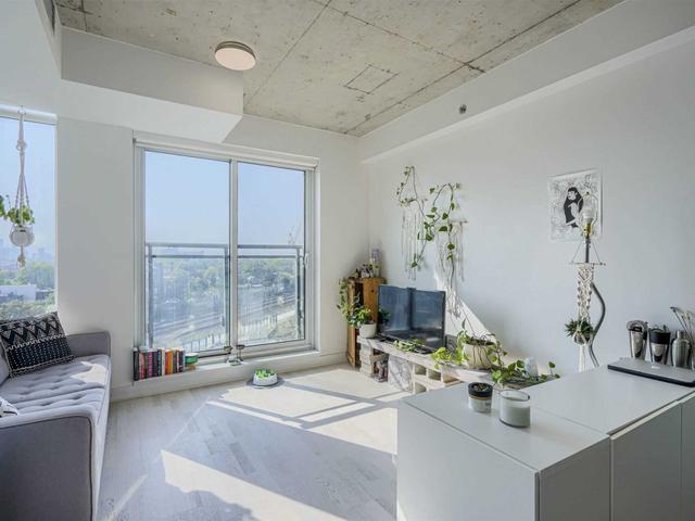 815 - 20 Minowan Miikan Lane