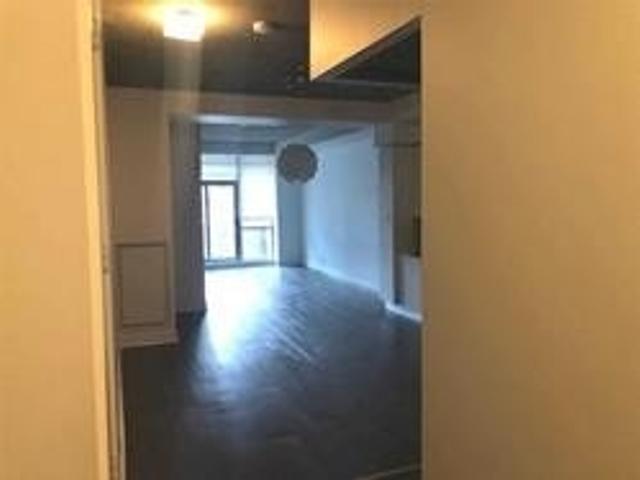 315 - 399 Adelaide St W