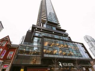 2405 - 290 Adelaide St W