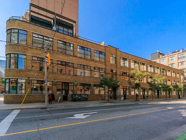 209 - 80 Sherbourne St