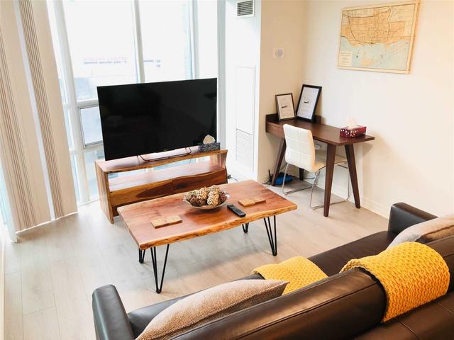 2301 - 30 Grand Trunk Cres