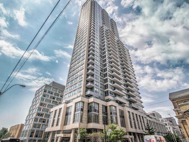 2001 - 500 Sherbourne St