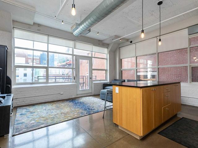 313 - 383 Adelaide St E