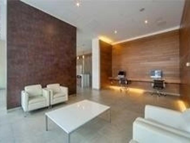 303 - 25 Telegram Mews