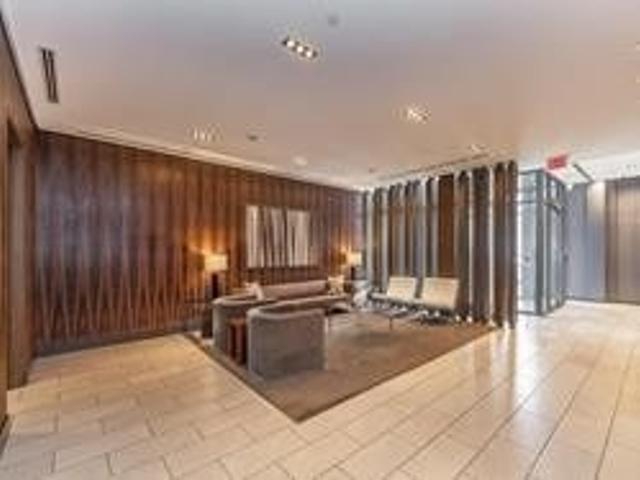 3606 - 33 Lombard St