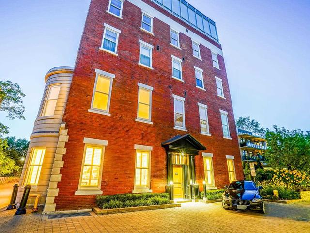 107 - 385 Brunswick Ave