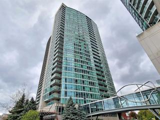 305 - 381 Front St W