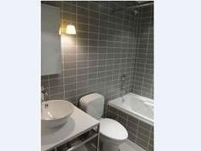 518 - 75 Portland St