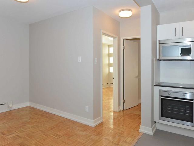 101 - 263 Russell Hill Rd