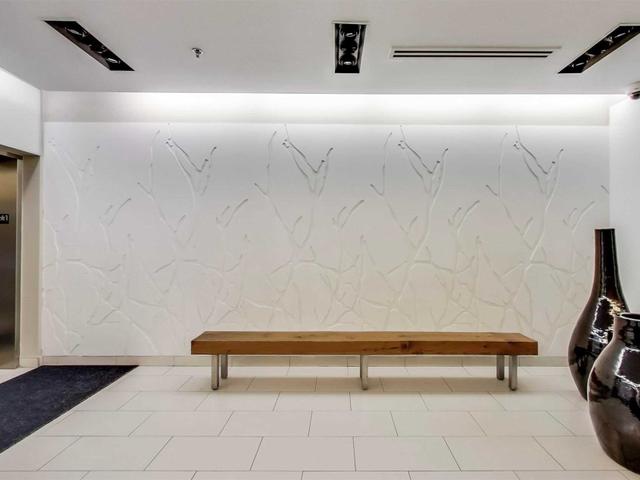 507 - 127 Queen St E