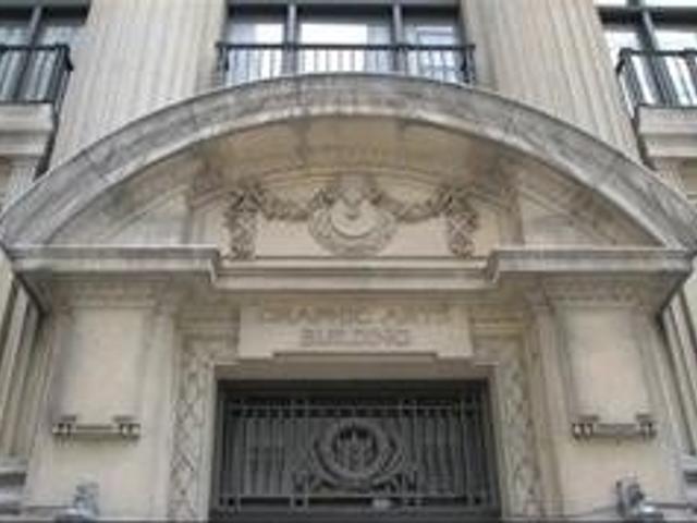 404 - 73 Richmond St W