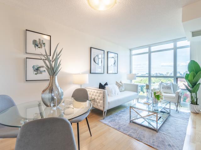 1212 - 28 Harrison Garden Blvd