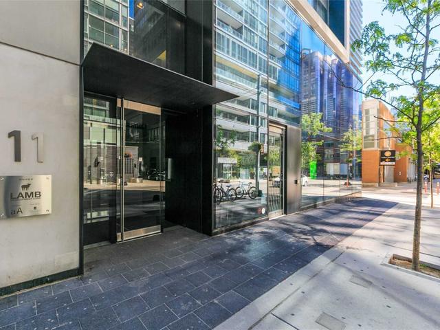 1107 - 11 Charlotte St