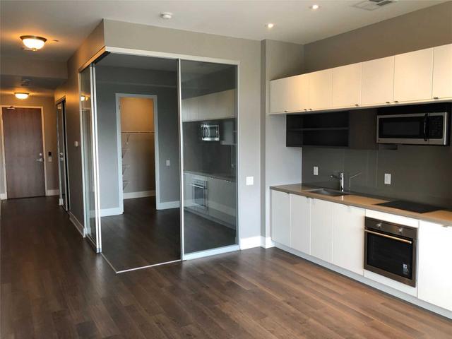 1703 - 111 St Clair Ave W