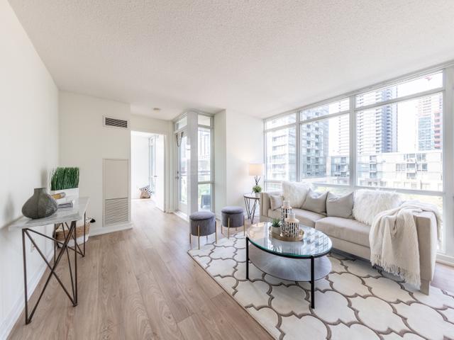 503 - 11 Brunel Crt