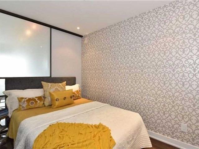 612 - 8 Dovercourt Rd