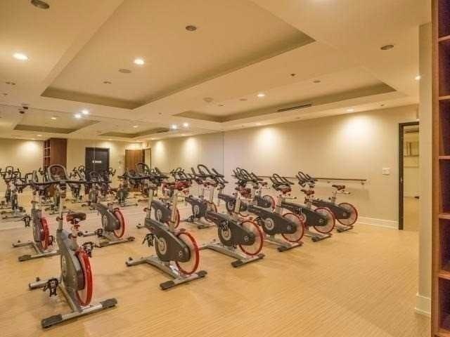 322 - 111 St Clair Ave W