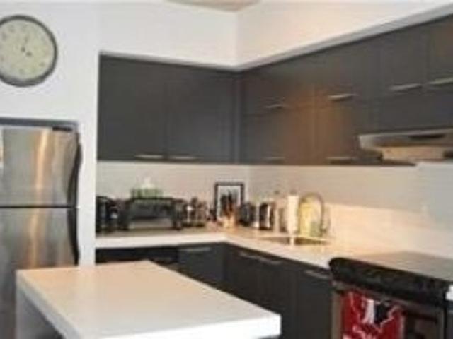 619 - 55 Stewart St E