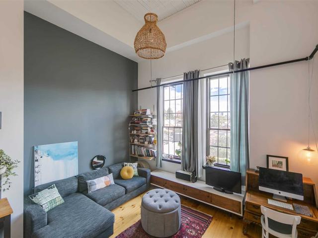 317 - 183 Dovercourt Rd