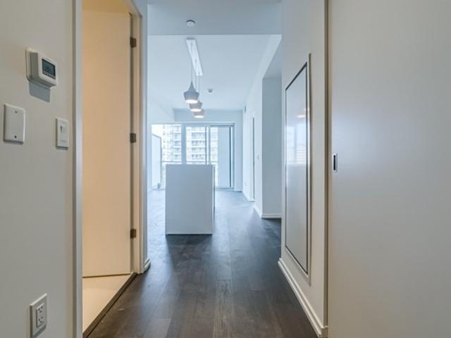 2808 - 8 Hillsdale Ave E