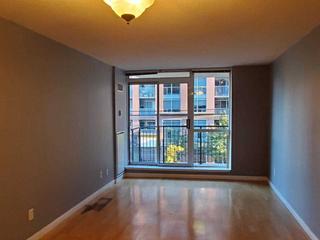 307 - 1000 King St W