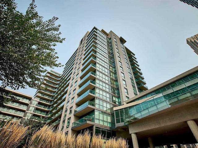 384 - 209 Fort York Blvd