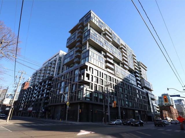 1506 - 111 Bathurst St