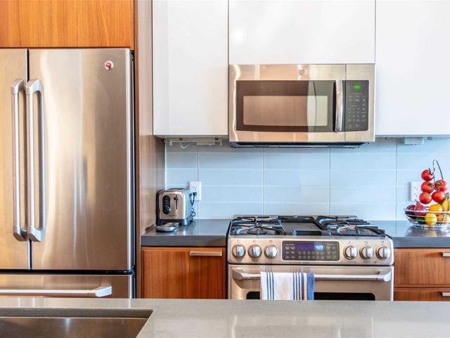 703 - 25 Stafford St