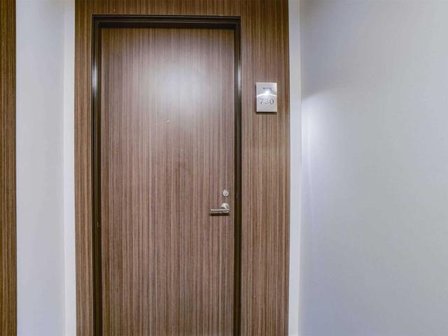 730 - 461 Adelaide St W