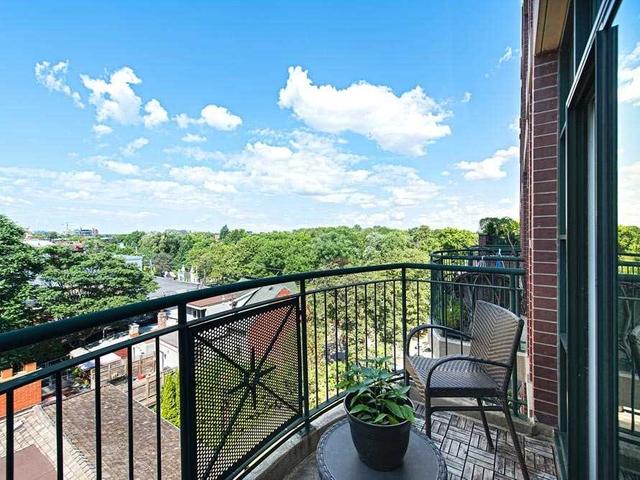 621 - 901 Queen St W