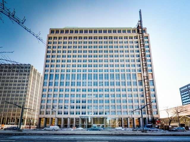 1525 - 111 St Clair Ave W