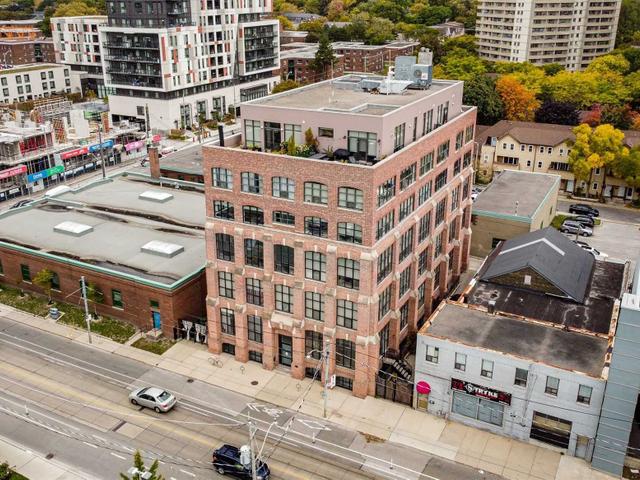 #504 - 736 Dundas St E