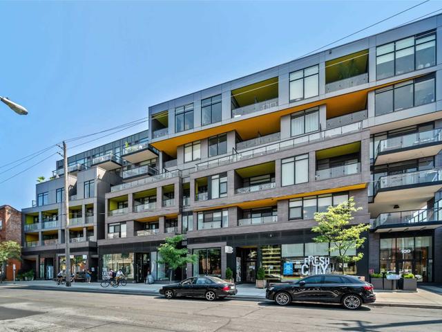212 - 109 Ossington Ave