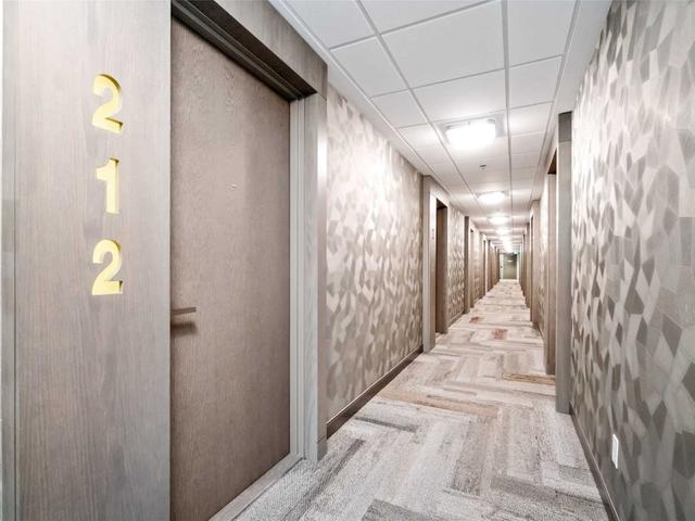 212 - 109 Ossington Ave