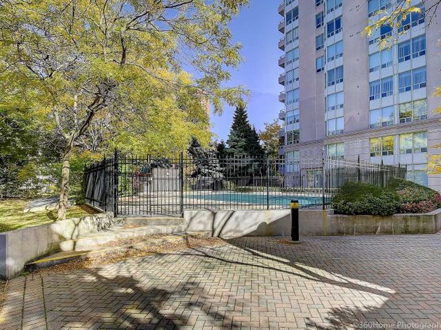 1408 - 8 Covington Rd, North York | Sold, C4954019 | Condos.ca