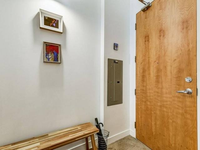 702 - 155 Dalhousie St