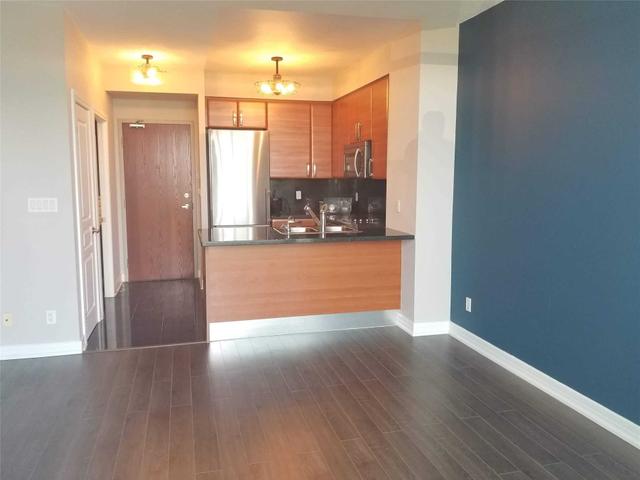 906 - 1 Avondale Ave