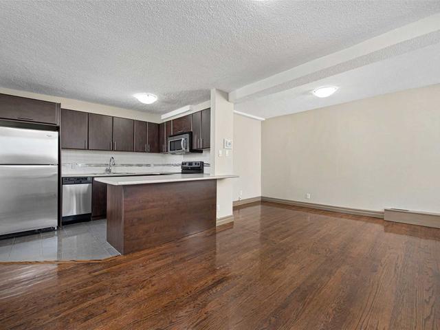 311 - 3 Broadway Ave