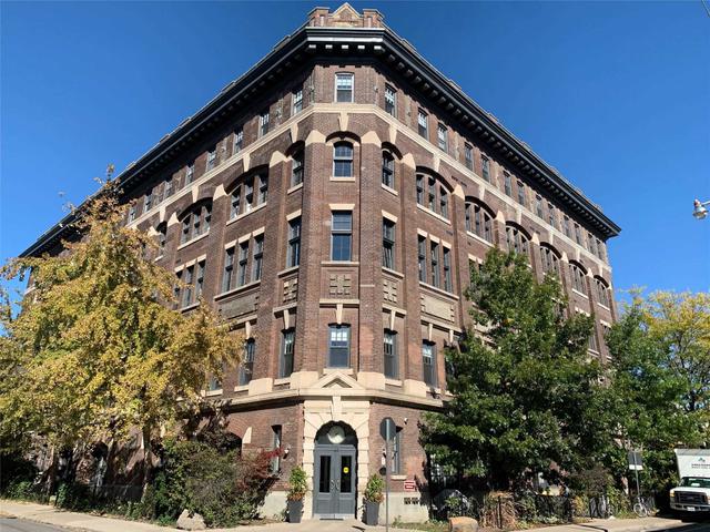 303 - 183 Dovercourt Rd