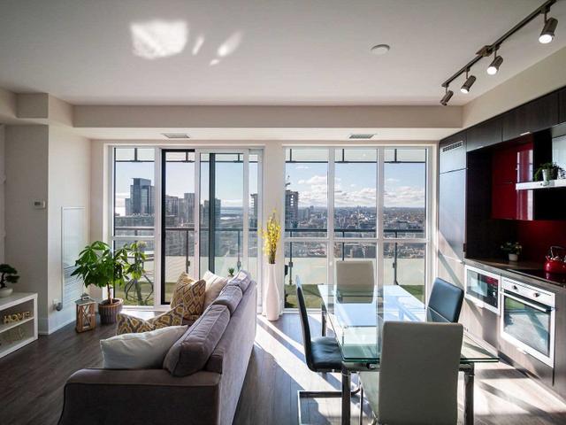 3403 - 300 Front St W