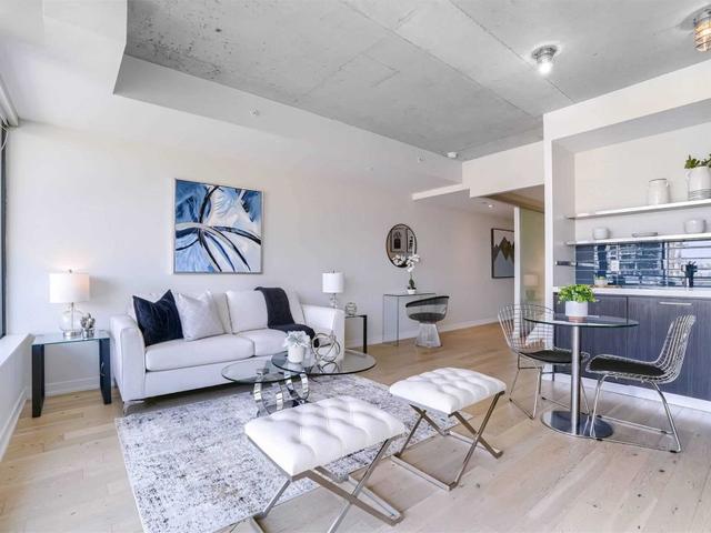 730 - 461 Adelaide St W