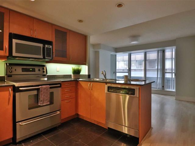 201 - 80 Cumberland St