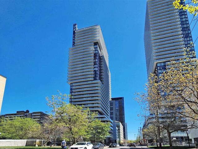 705 - 185 Roehampton Ave