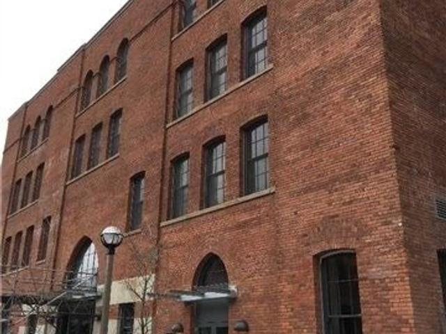 1401 - 5 St Joseph St