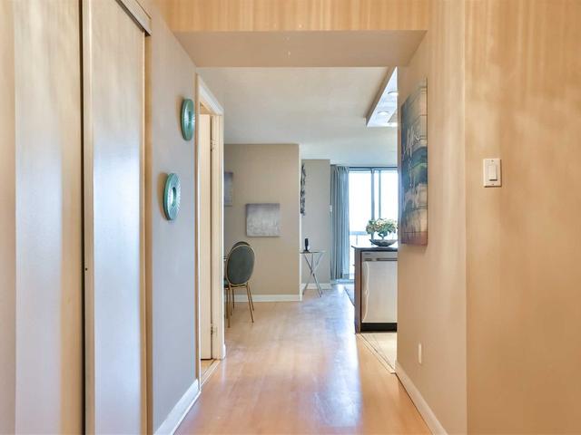 507 - 323 Richmond St E