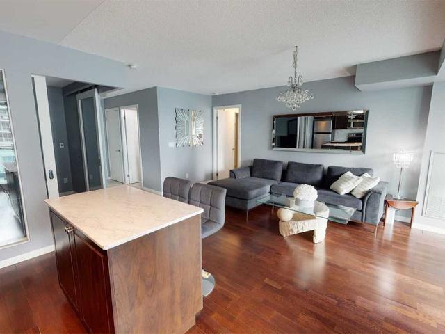 968 - 209 Fort York Blvd